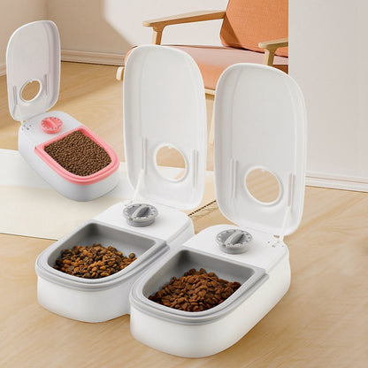 Automatic feeder with timer for cats and dogs